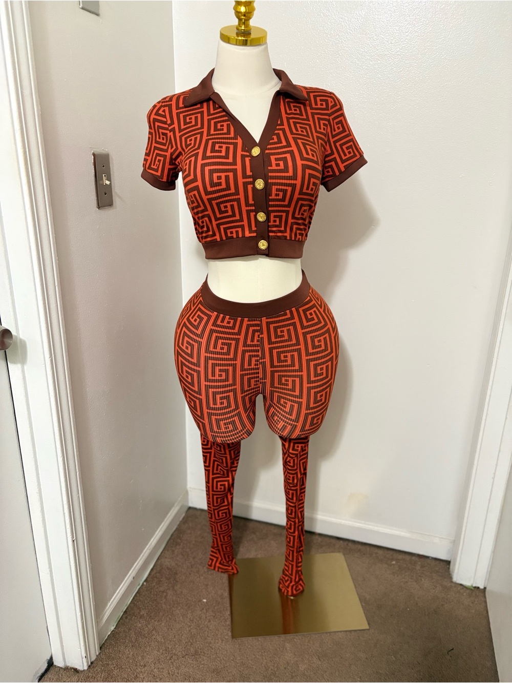 love J Two-Piece Geometric Crop Top & High-Waist Leggings Set - Rust/Brown NWOT
